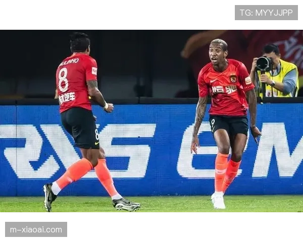 朗斯半程冠军含金量剖析:草根逆袭能否撼动巴黎王朝? 朗斯半程冠军含金量剖析:草根逆袭能否撼动巴黎王朝?